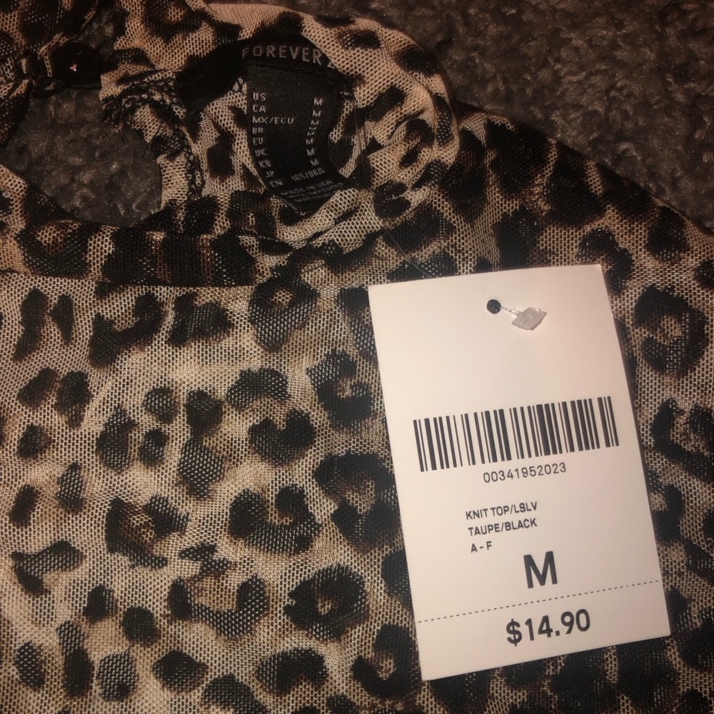 Women’s forever 21 mesh top - Picture 2 of 3